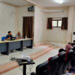 Pertemuan dan bimbingan mahasiswa semester akhir